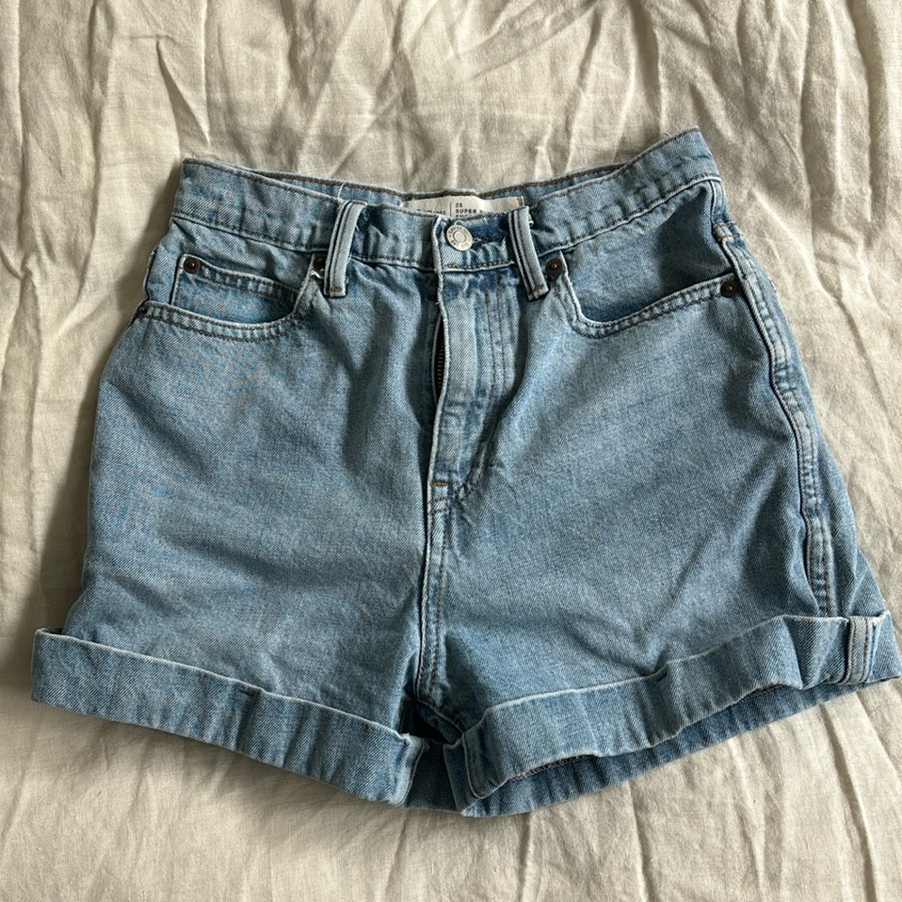 Gap 1969 Super High Waisted Shorts